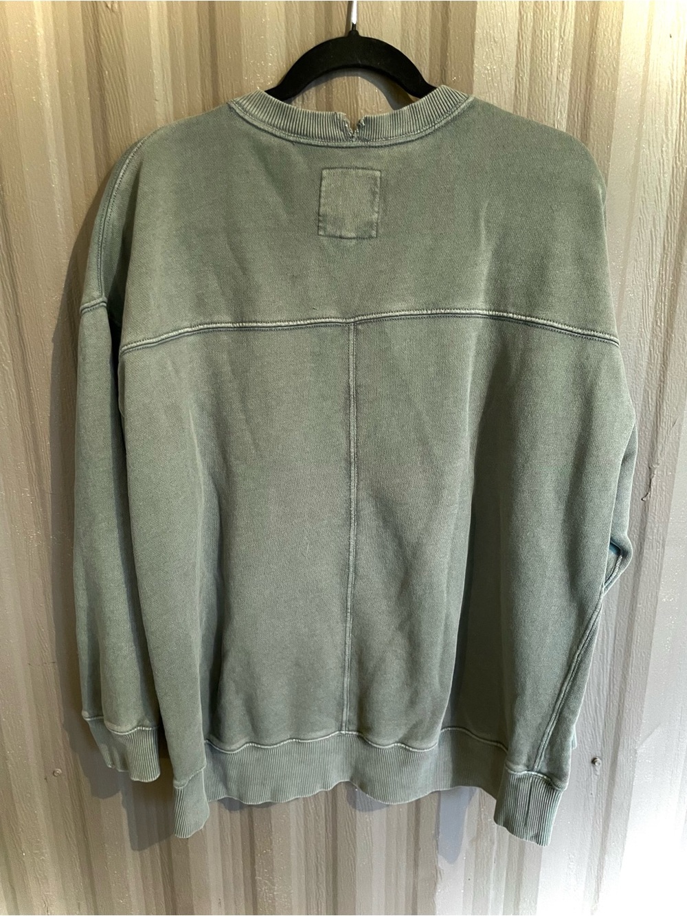 Aerie Slouchy Green Sweatshirt Oversized Fit Cozy Chill Slit Hem Pullover M - Picture 13 of 15